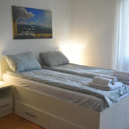 Dekart Apartment Ниш Экстерьер фото